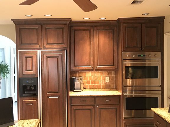 4th image of 3616 Hilltop Cir