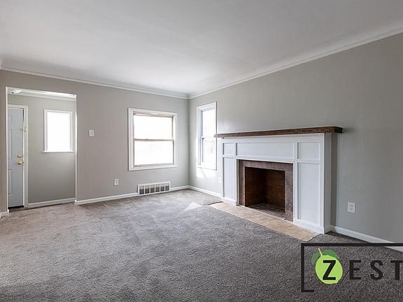 4th image of 18488 Birwood St