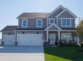 5395 Bloomsbury Ct, Newburgh, IN 47630