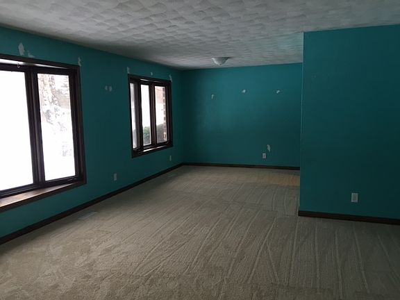 3rd image of 3431 Cavendish Dr