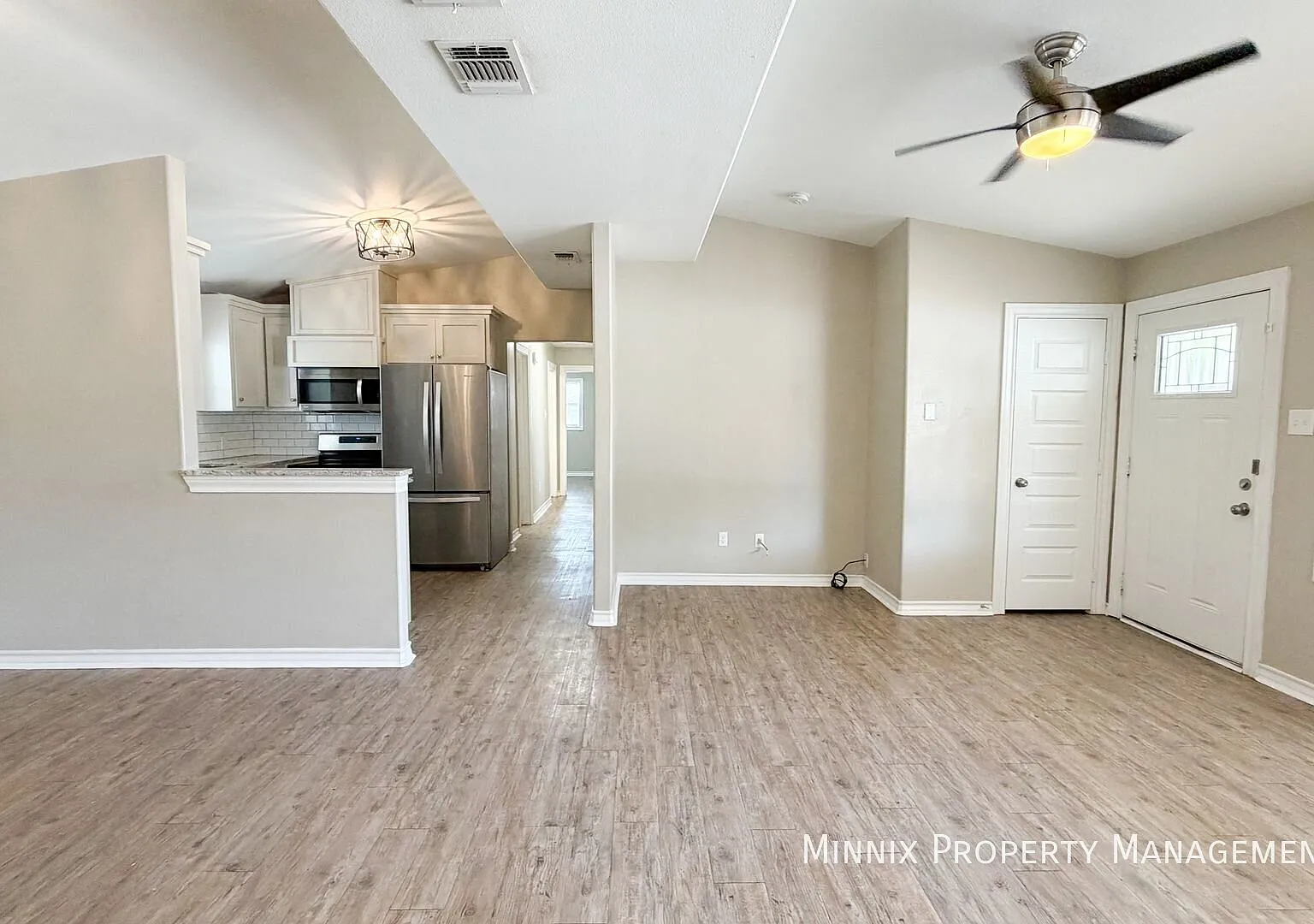 5 bedroom/ 5 bath - 4118 30th St. — Photo 3