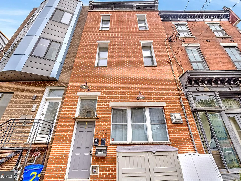 2452 Frankford Ave #2