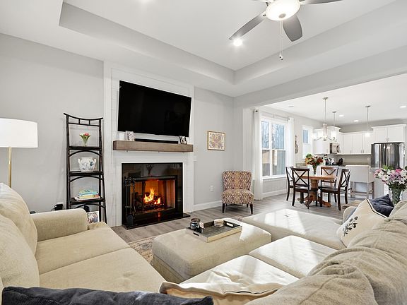 5th image of 46 Cantrell Dr