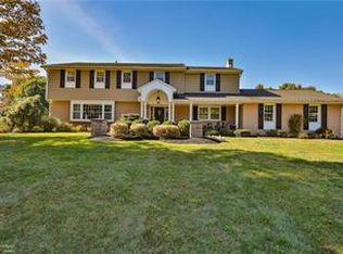 3933 Azalea Rd, Allentown, PA 18103