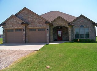 977 S Sara Rd, Blanchard, OK 73010