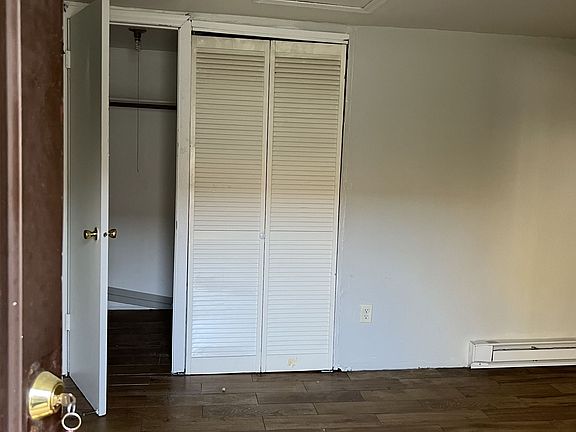 4th image of 6600-01 Parrish Ave