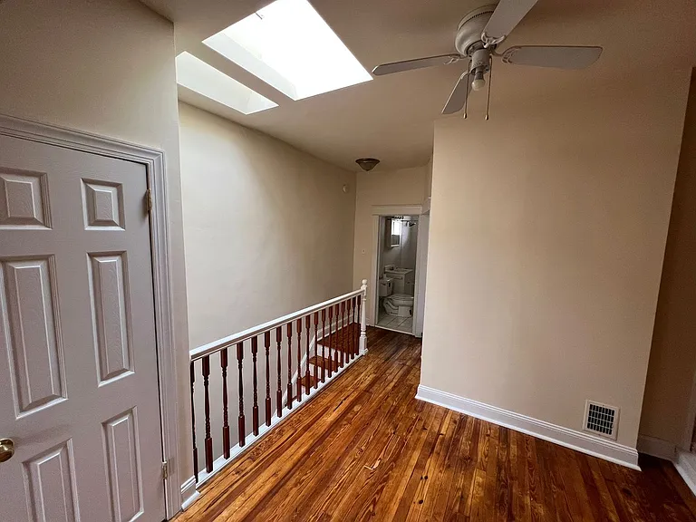 102 S Curley St — Photo 7