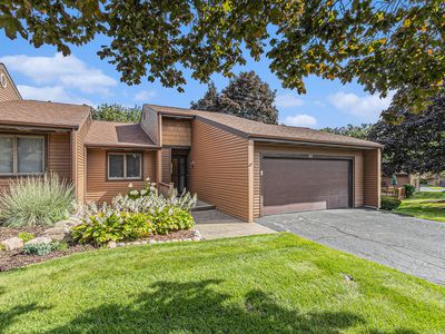 317 Maple Creek Ct, Holland, MI, 49423