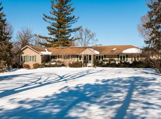 25848 W Scott Rd, Barrington, IL 60010