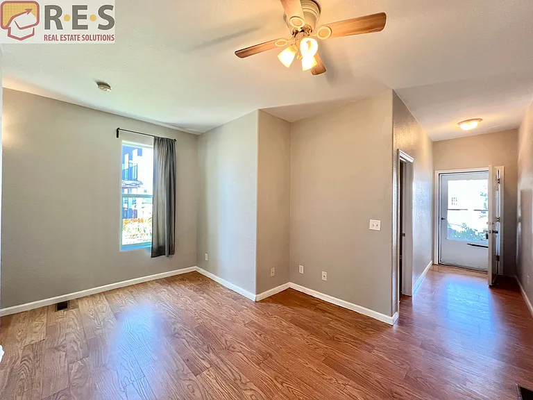4420 Pennsylvania St — Photo 10
