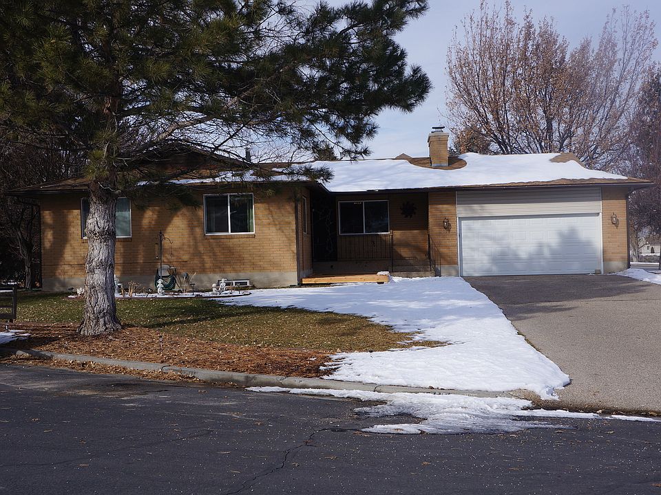 1st image of 110 Country Club