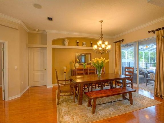 4th image of 4908 Sylvan Oaks Dr
