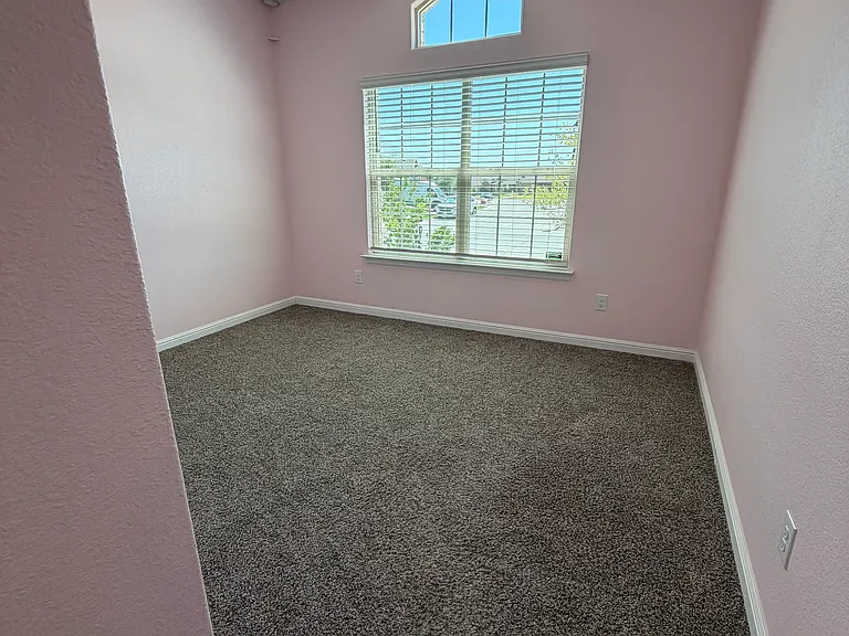 125 Hollytree Ln — Photo 22