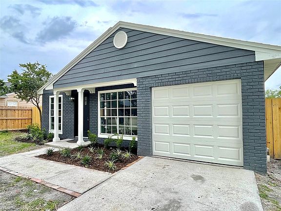 3rd image of 13927R Countryplace Dr