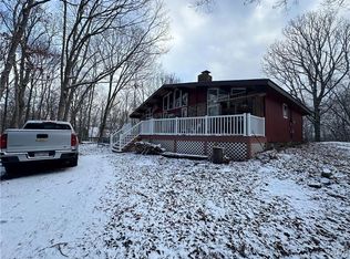310 Lower Chipmunk Ct, Bushkill, PA 18324
