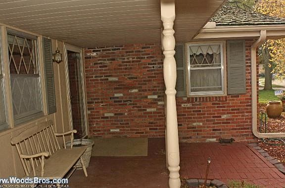 3rd image of 410 Lakewood Dr
