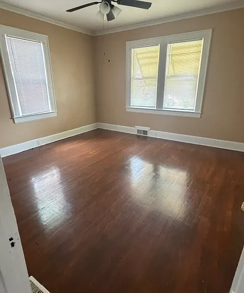 525 N Daughtry St — Photo 3