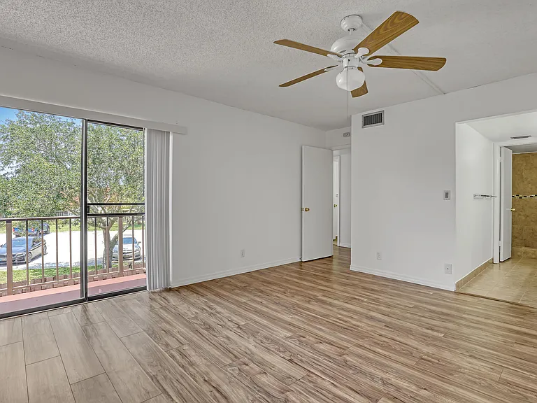 6335 Red Pine Ln #A — Photo 18