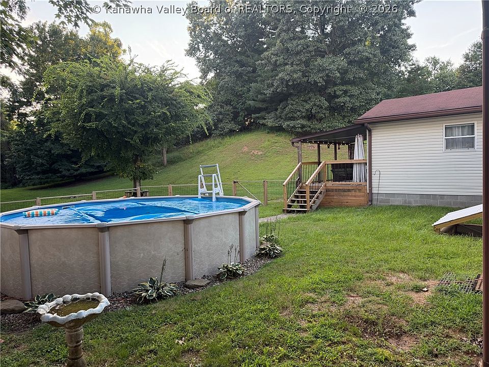 2nd image of 107 Lewis Ln