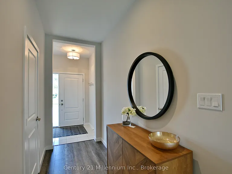 349 Yellow Birch Cres — Photo 9