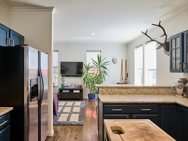 38 Ferguson Dr — Photo 14