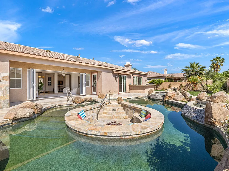 57806 Cantata Dr — Photo 49