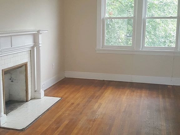 4th image of 2717 Chamberlayne Ave APT 3