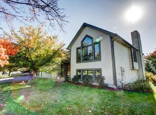 9148 Woodhall Xing N, Brooklyn Park, MN 55443