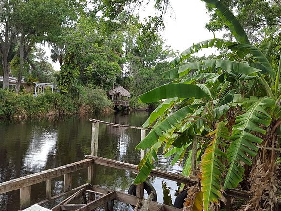 5th image of 932 Lake Josephine Dr