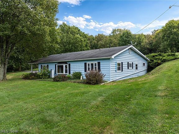 3rd image of 43133 Old Irondale Rd