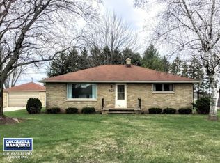 3105 N Ballard Rd, Appleton, WI 54911