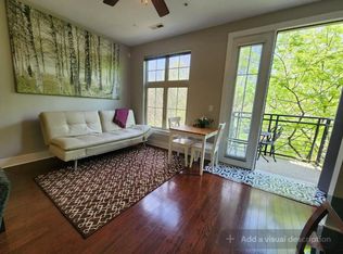 1101 W 1st St #542, Charlotte, NC 28202