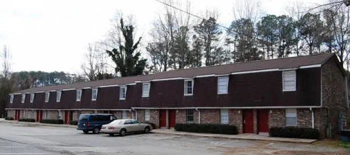 706 Jolly Ave S