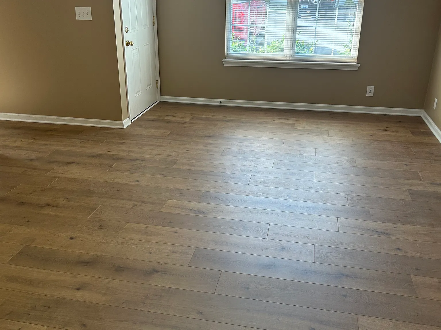 3 bed, 1200 sqft, $1,475 — Photo 3