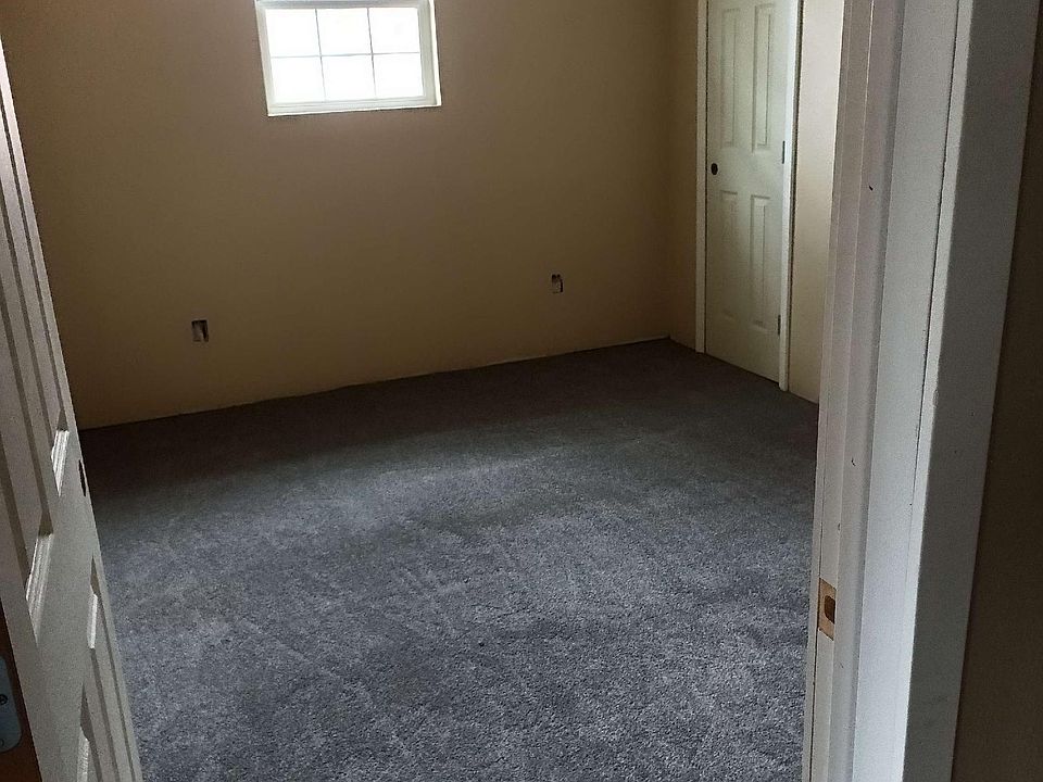 1st image of 702 Fav Ave