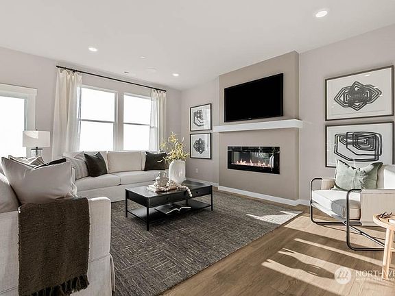 5th image of 18883 109th Avenue Ct E