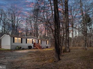 24459 Grant Dr, Rhoadesville, VA 22542