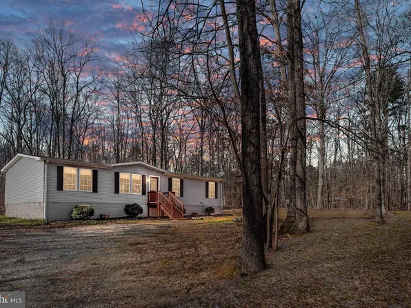 24459 Grant Dr, Rhoadesville, VA 22542