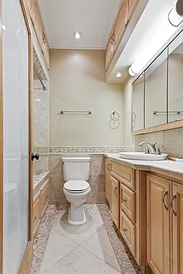 Sold by Compass | media 26