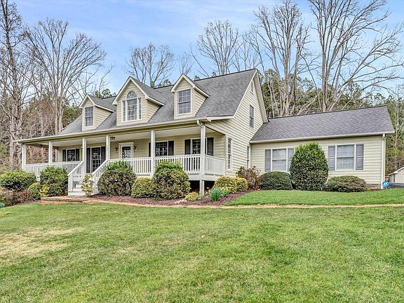 2nd image of 109 Sunset Pointe Dr