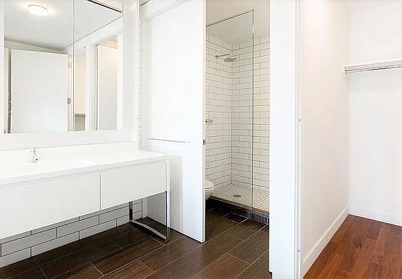 5th image of 15 William St APT 38C