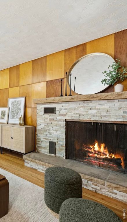 1309 Loch Mount Dr