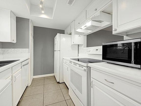 5th image of 14333 Memorial Dr APT 99
