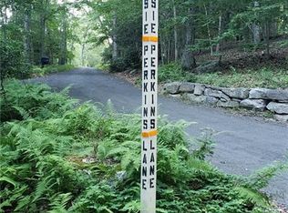 16 Josie Perkins Ln #3, Old Lyme, CT 06371