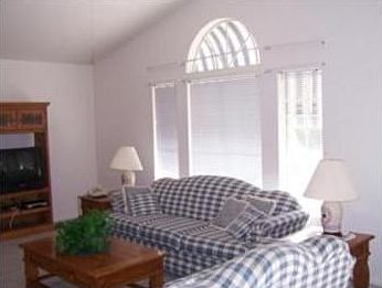 2nd image of 1250 N Kirby St Spc 246