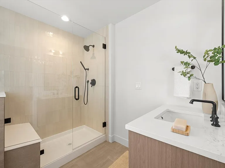15 Snowcap Dr — Photo 24