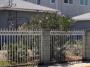 21700 Elkwood St, Canoga Park, CA 91304