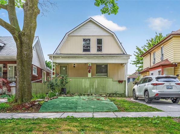 637 Cameron Ave, Windsor, ON N9B 1Z2