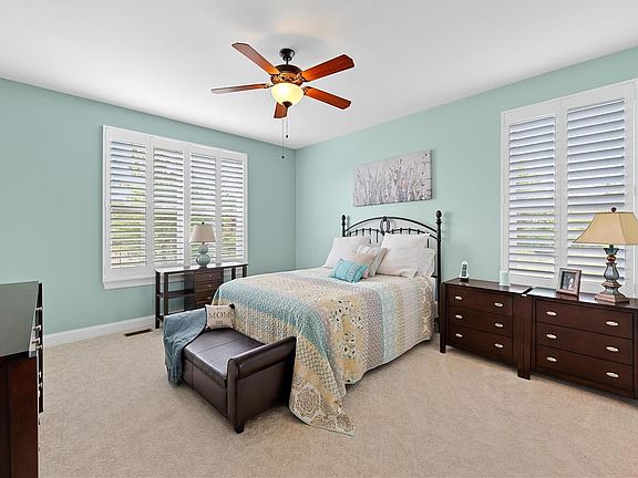 5th image of 130 Tuscany Trace Dr