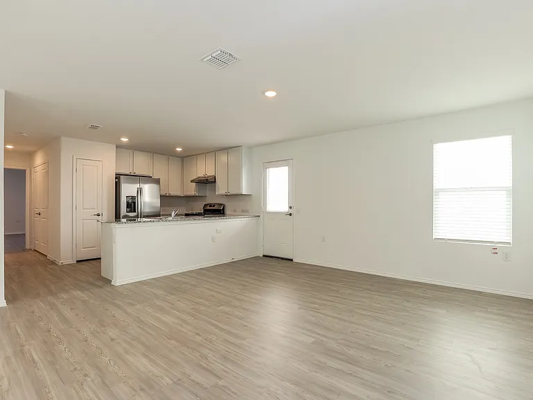 4522 Emma Way — Photo 3